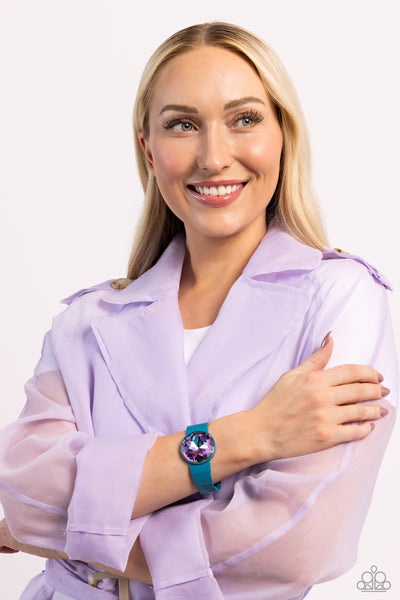 Paparazzi Exaggerated Ego - UV Shimmer Blue Bracelet