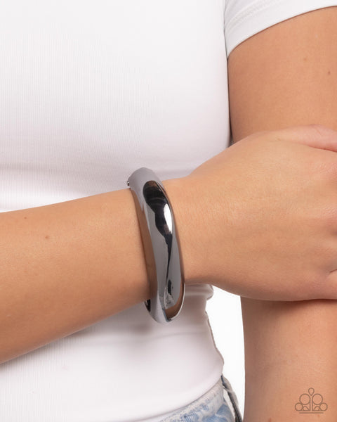 Paparazzi Sleek Sojourn - Black Hinged Bracelet