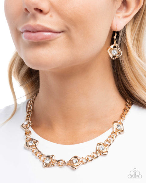 Square Silhouette Necklace and Striking Shimmer Bracelet Gold Set