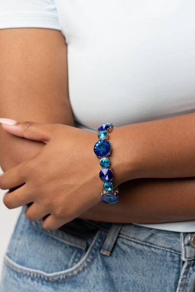 Refreshing Radiance - Blue UV Shimmer Bracelet