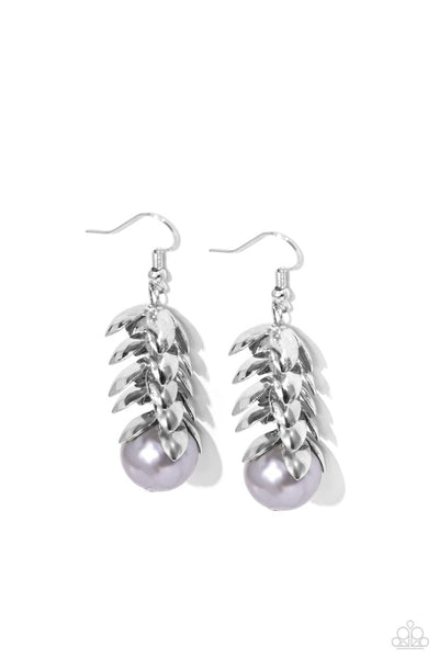 Paparazzi Ocean FROND Property - Silver Pearl Earrings