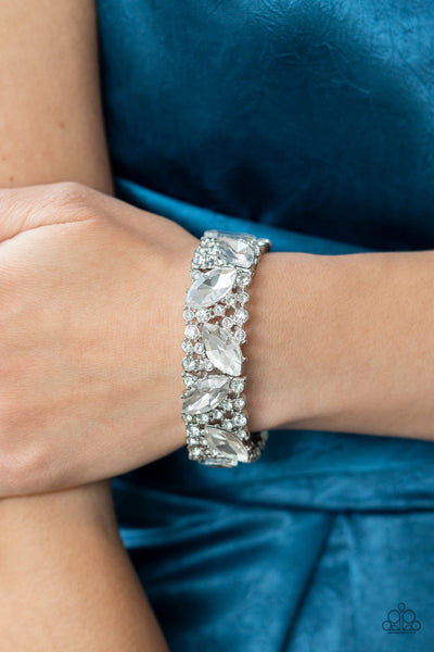 Paparazzi Full Body Chills - Bracelet