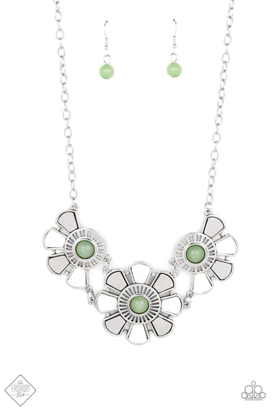Paparazzi Aquatic Garden - Green Necklace