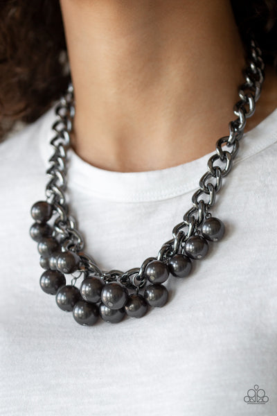 Paparazzi Get Off My Runway Black Necklace