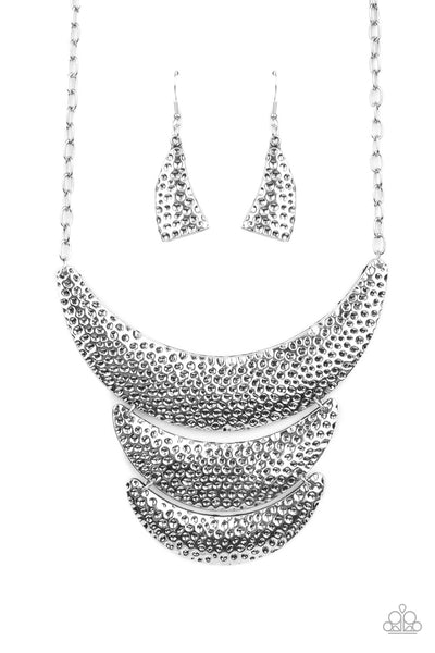 Paparazzi Moonwalk Magic Silver Necklace