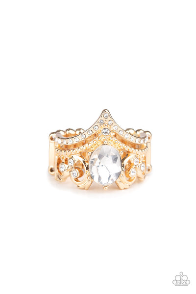 Paparazzi Metro Queen - Gold Ring