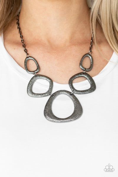 Paparazzi Backstreet Bandit Black Necklace
