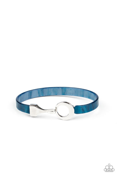 Paparazzi HAUTE Button Topic - Blue Bracelet