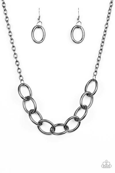 Paparazzi Boldly Bronx Black Necklace