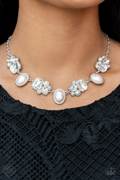 Paparazzi Sensational Showstopper White Pearl Necklace