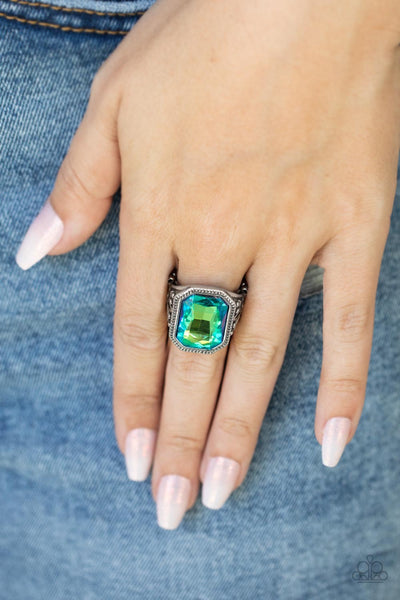 Paparazzi Galaxy Goddess Green Ring