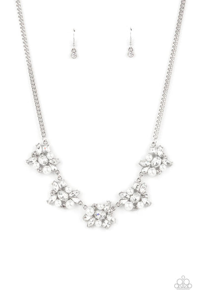 Paparazzi HEIRESS of Them All - EMP21 White Pearl Necklace