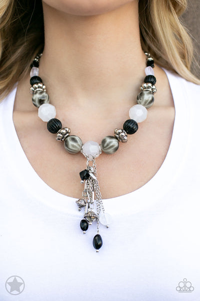 Paparazzi Blockbuster Break A Leg Black Necklace