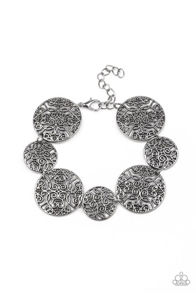 Paparazzi Modestly Malibu - Black Bracelet