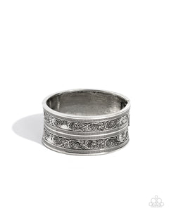 Paparazzi Eclectic European - Silver Hinged Bangle Bracelet