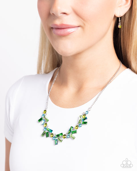 Paparazzi Serene Statement - Green Necklace