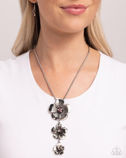 Paparazzi Wallflower Whimsy - Purple Necklace