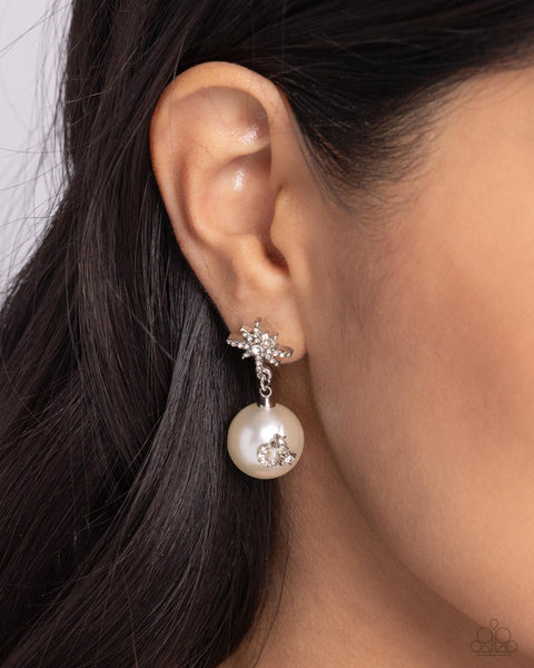 Paparazzi Cosmic Character - Pearl Earrings White