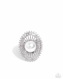 Paparazzi Ornamental Outline - White Pearl Ring