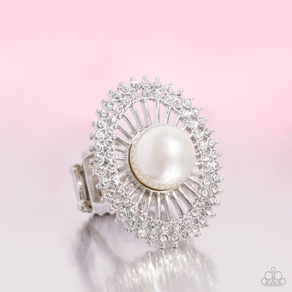 Paparazzi Ornamental Outline - White Pearl Ring