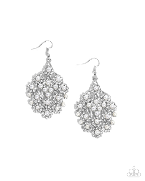 Paparazzi Nautical Netting - Pearl Earrings White