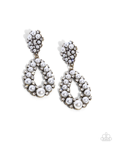 COMING SOON Paparazzi Dapper Debut - Pearl Brass Earrings