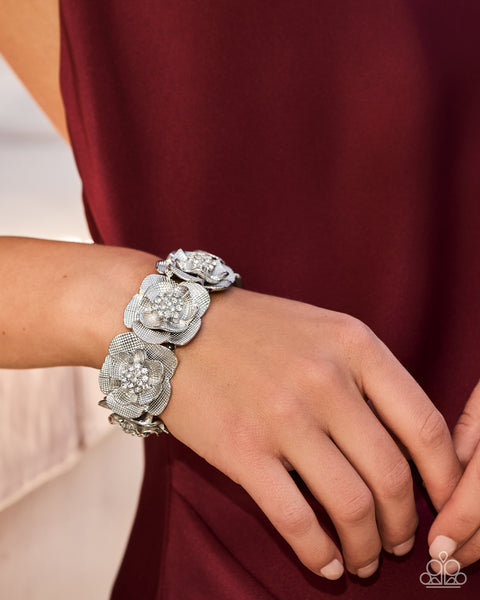 Paparazzi Floral Fare - White Bracelet