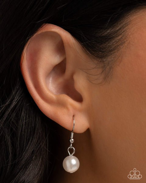 COMING SOON Paparazzi Pearly Pact - Complete Look Set