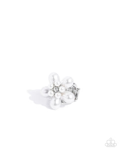 COMING SOON Paparazzi Showstopping Pearls - White Ring
