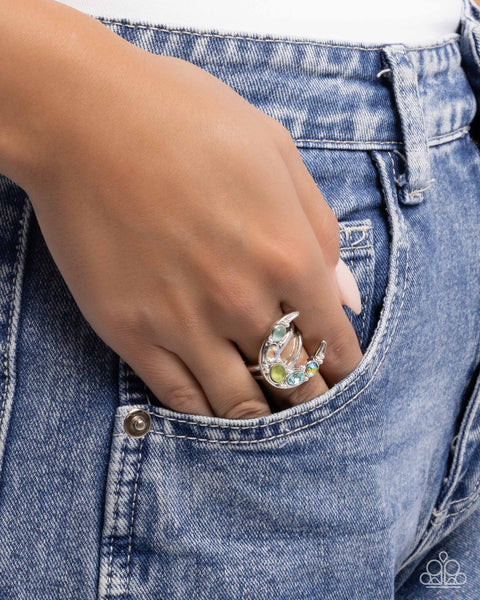 Paparazzi Lunar Leader - Green Ring