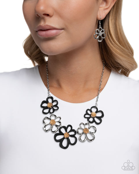 COMING SOON Paparazzi Beau Bouquet - Black Necklace