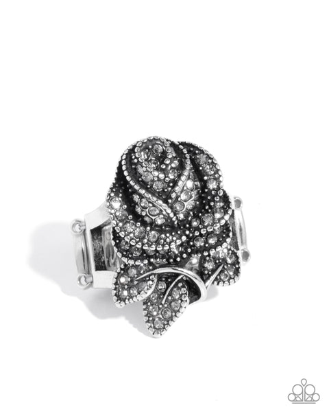 Paparazzi Rosy Residence - Silver Ring