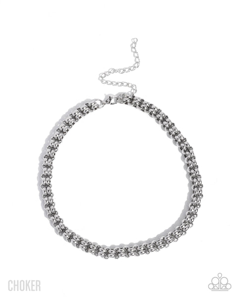 PAPARAZZI CONING SOON Double Demand - Silver choker