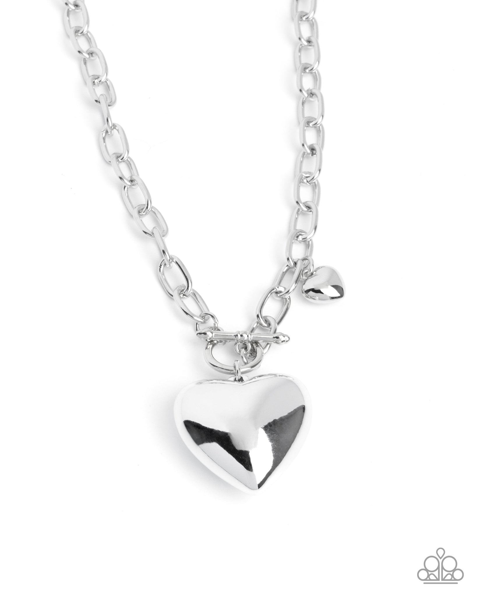 COMING SOON Paparazzi Heartfelt Hangout - Silver