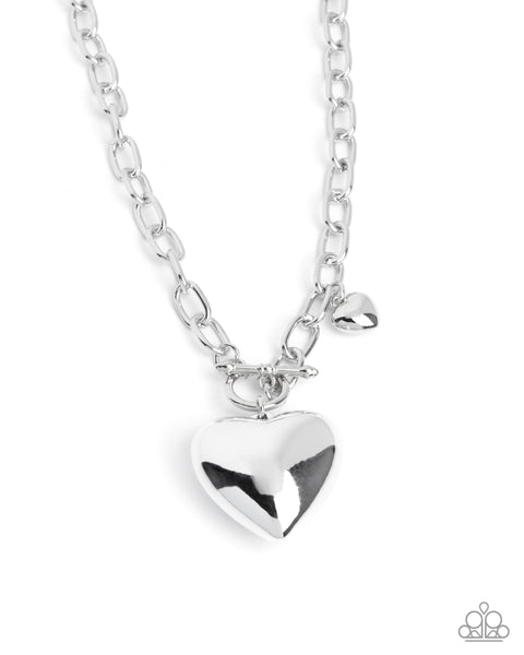 COMING SOON Paparazzi Heartfelt Hangout - Silver