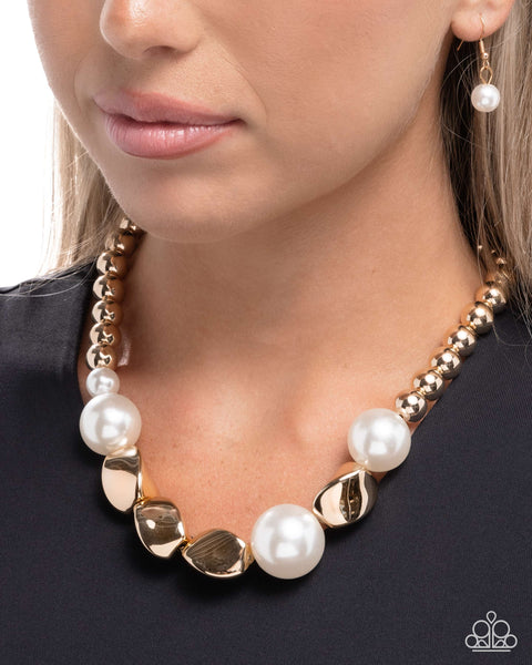 Paparazzi Night of Nights Pearl Gold Necklace