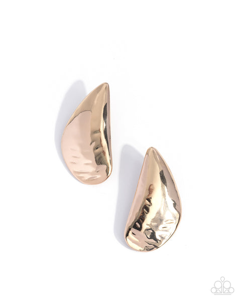 COMING SOON Paparazzi 
Own the Crowd - Gold Earrings