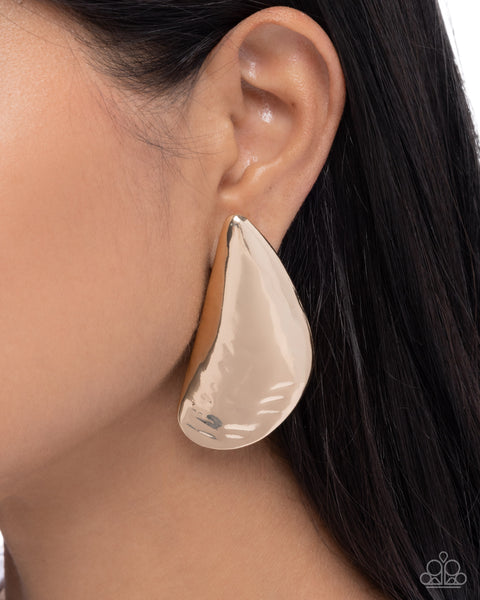 COMING SOON Paparazzi 
Own the Crowd - Gold Earrings