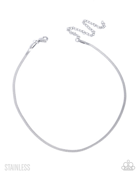 COMING SOON Paparazzi 
Illusive Industry - Silver Choker
