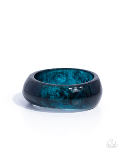 COMING SOON Paparazzi Eye-Catching Evening - Blue Bangle Bracelet