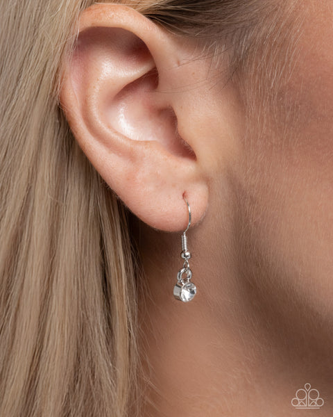 Paparazzi Breathlessly Bold - White Necklace