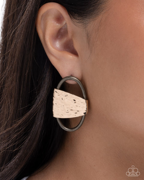 Paparazzi Oval Attitude - Brass Earrings