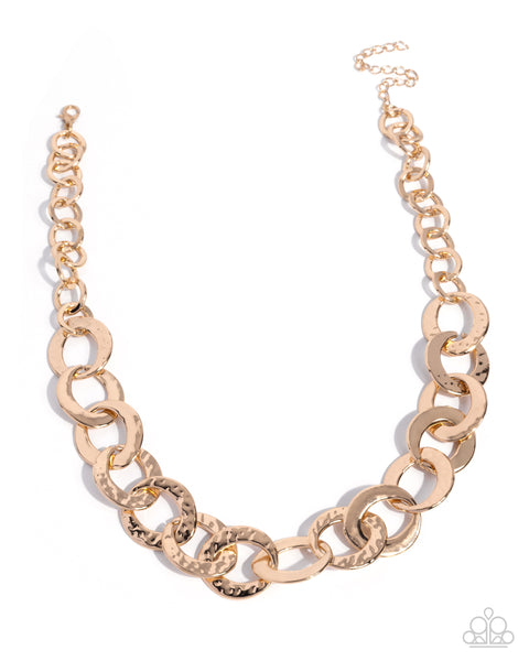 Paparazzi Trendy Takedown - Gold Necklace