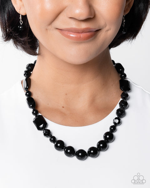 COMING SOON Paparazzi Socialite Shapes - Black Necklace