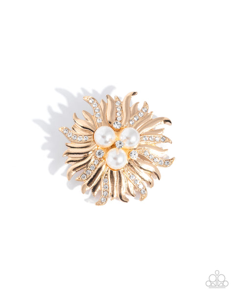 Paparazzi Ornate Operation Pearl - Gold Brooch