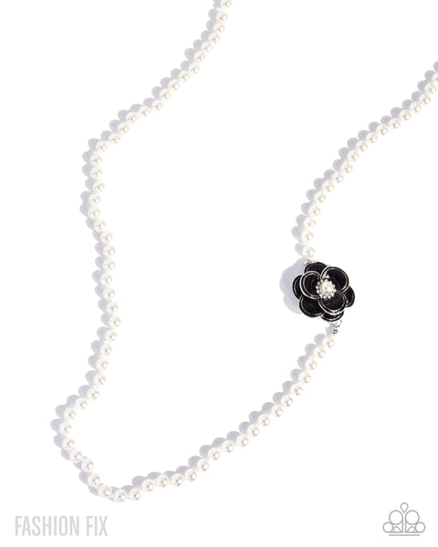 Paparazzi Fiercely 5th Avenue Pearl and Earrings Set White
