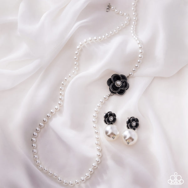 Paparazzi Fiercely 5th Avenue Pearl and Earrings Set White