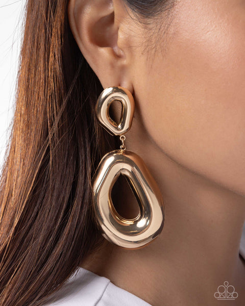Coming Soon Paparazzi 
QUICK as Thieves - Gold Earrings