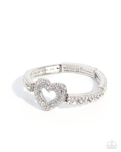 COMING SOON Paparazzi Delightful Daydream Heart - White Bracelet
