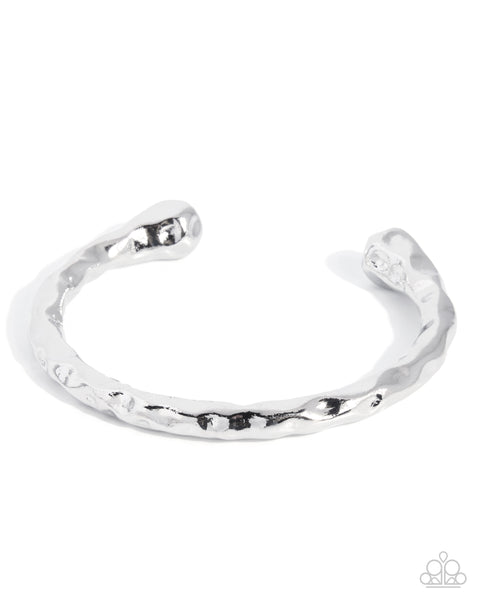 Paparazzi Hammered Haul - Cuff Bracelet Silver